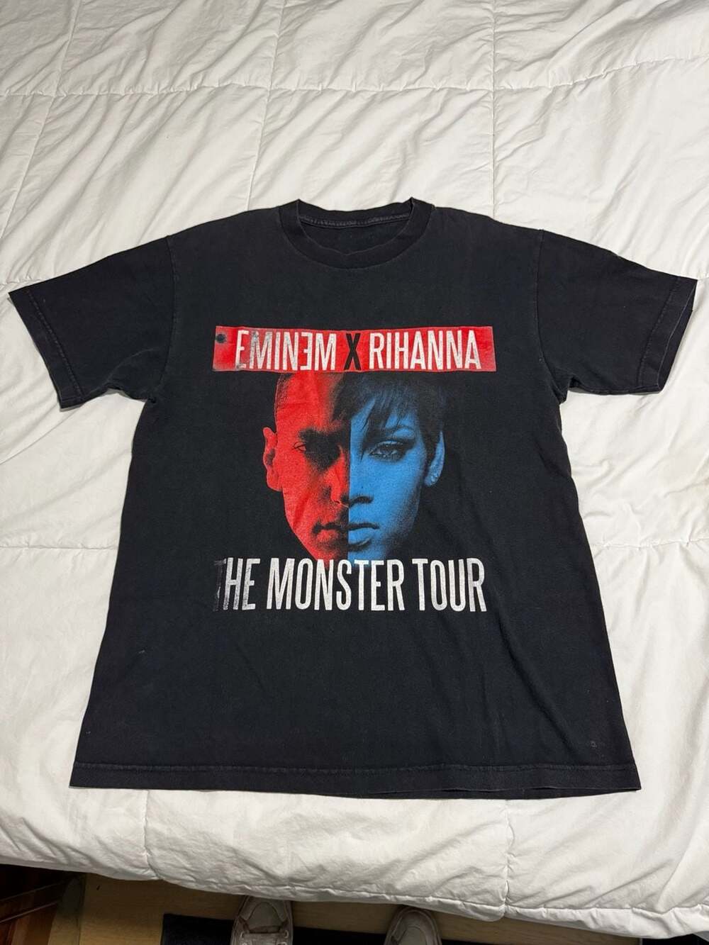 2014 Eminem X Rihanna The Monster Tour Concert T-Shirt